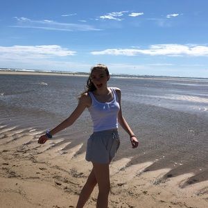 Meet your Posher, Caroline